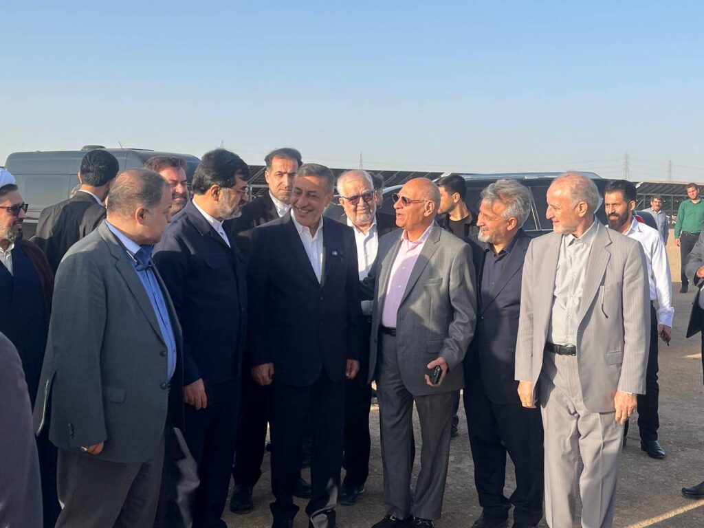 گزارش خبری دولت از افتتاحیه پروژه جدید انرژی های پاک بناء گزارش خبری دولت از افتتاحیه پروژه جدید انرژی های پاک بناء